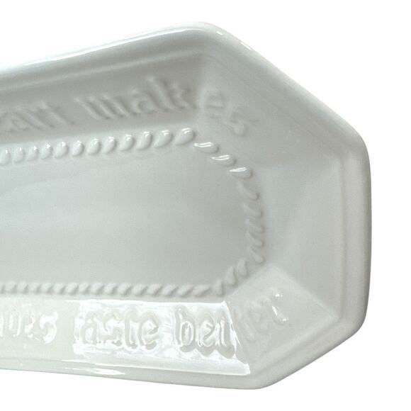 Vintage Pfaltzgraff Heirloom Stonewear Creamy White Bread Tray - Picture 3 of 10